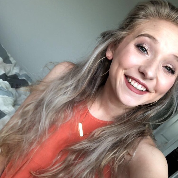 Meet your Posher, Connor - Picture 2 of 4